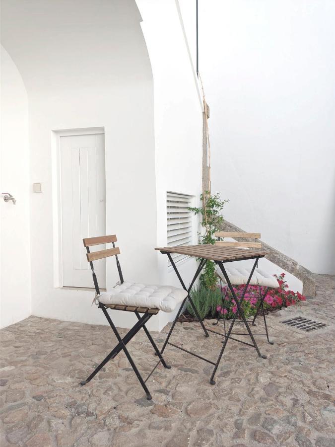 דירות אבורה Casa Patio Do Megue מראה חיצוני תמונה